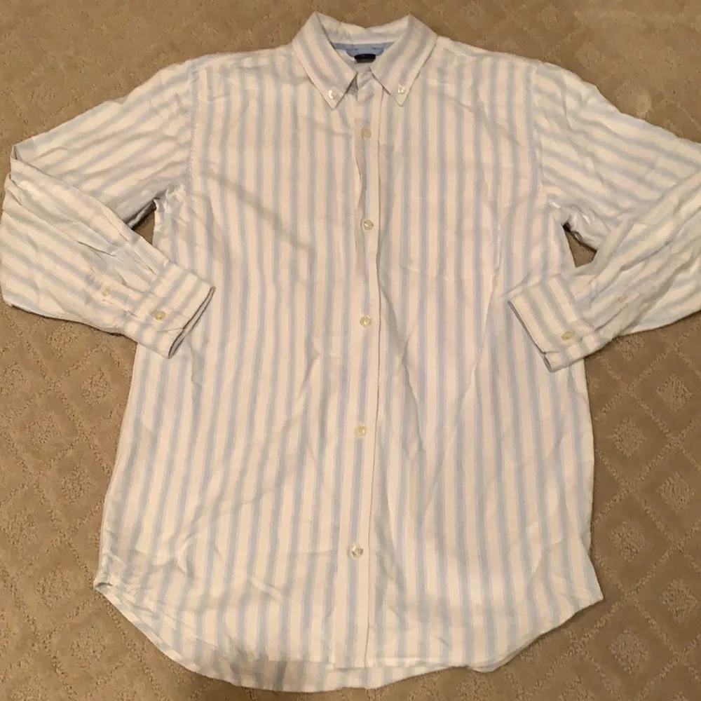 Gap kids buttoned down shirt - Picture 1 of 3